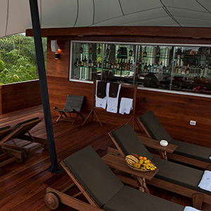 Avalon Aria river cruise ship - sky deck and bar