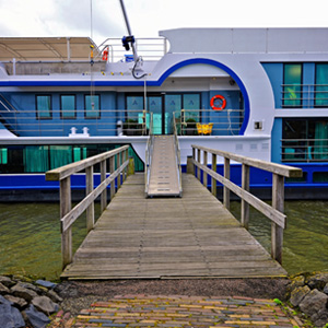 Avalon Waterways Felicity river cruise ship Entry Walkway