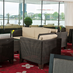 Avalon Vista river cruise ship - Seating Area